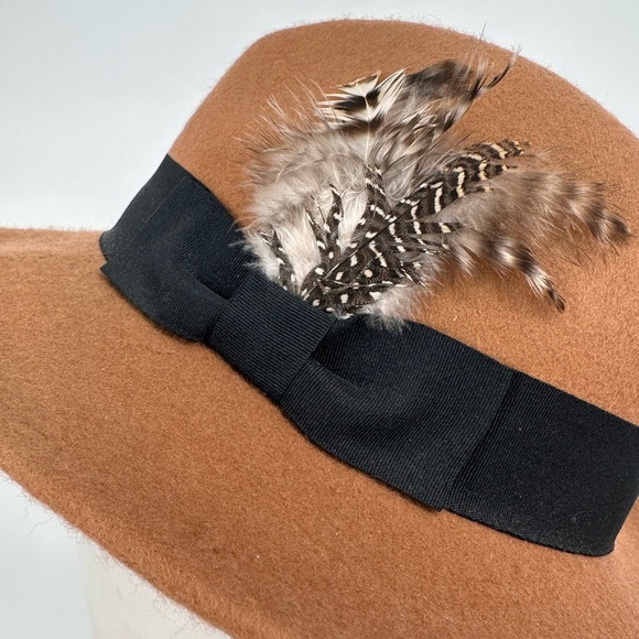 100% Wool Feather Detail Fedora - Picture 4 of 6